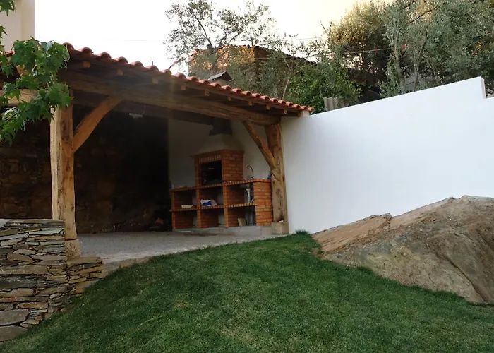 Casa Da Ladeira, * Estreito